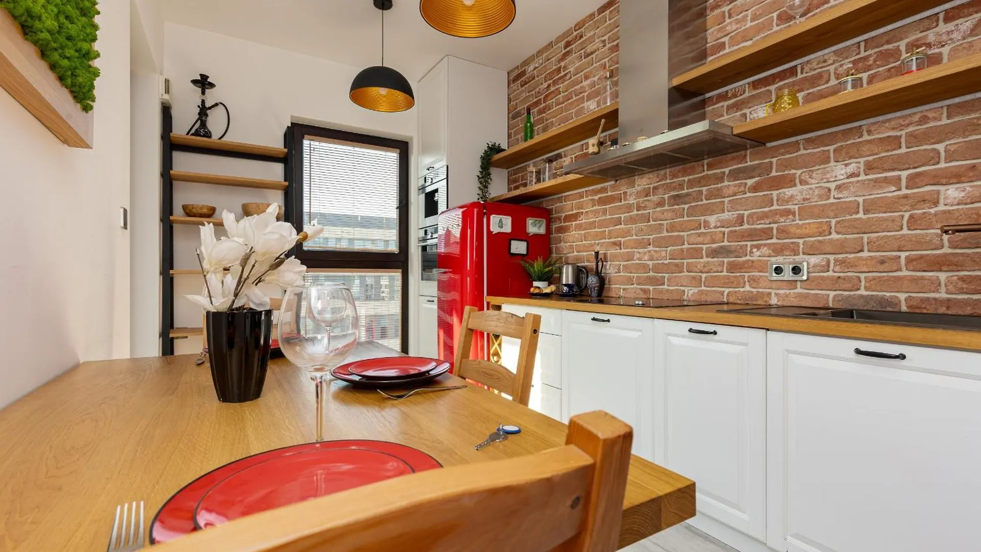 Emerald Residence Warsaw With Parking By Noclegi Renters Διαμέρισμα